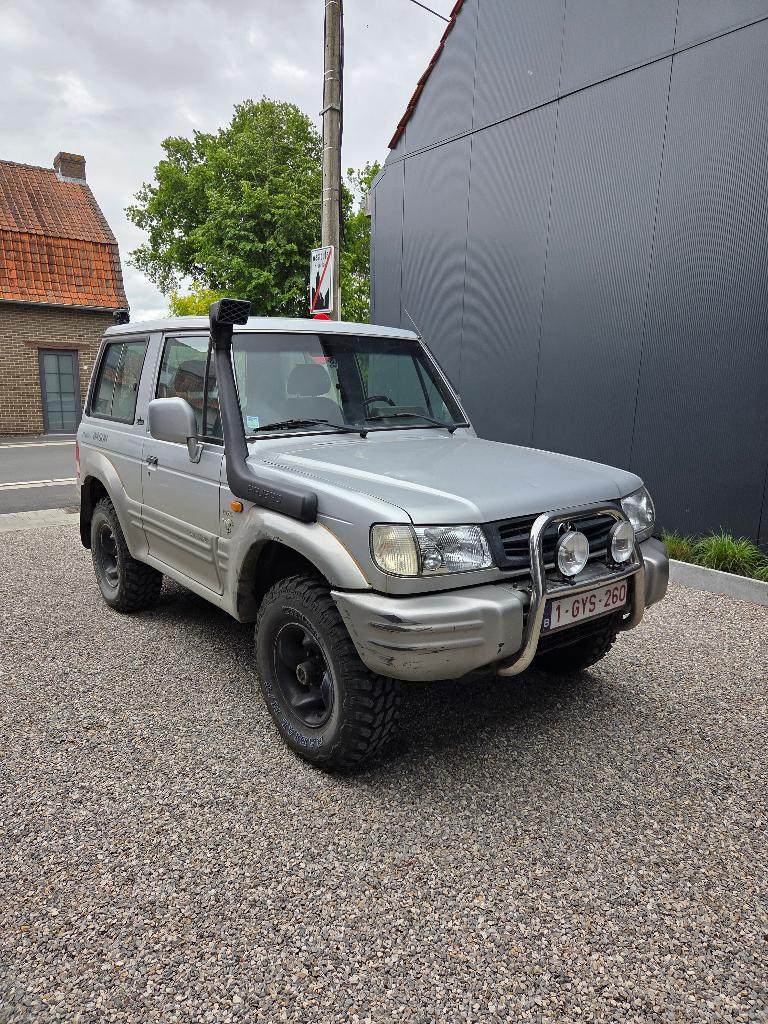 Hyundai Galloper 2.5 TD lichte vracht, Auto's, Hyundai, Galloper, 4 cilinders, 3000 kg, Vierwielaandrijving