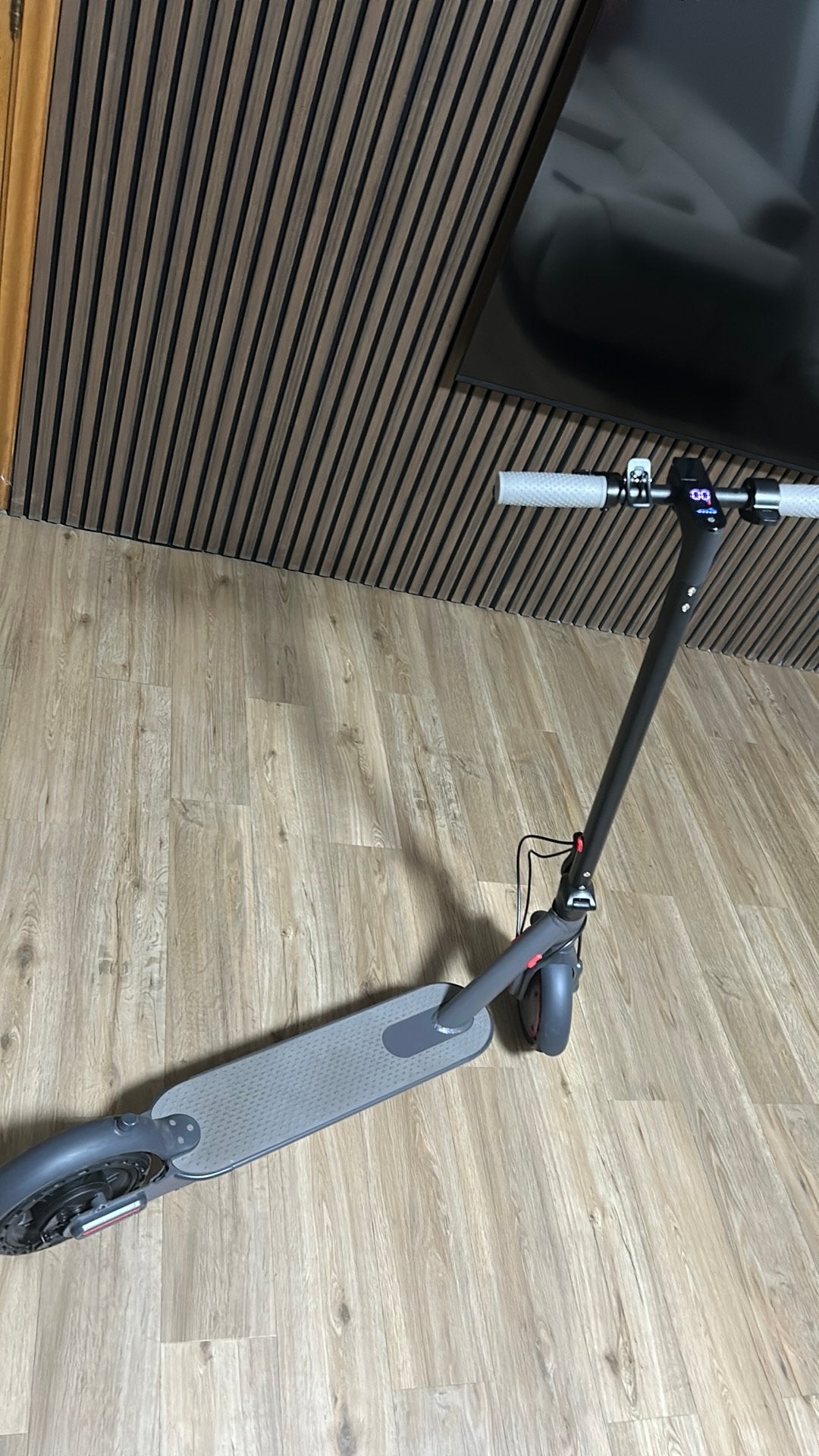 E step, Ophalen, Zo goed als nieuw, Elektrische step (E-scooter)