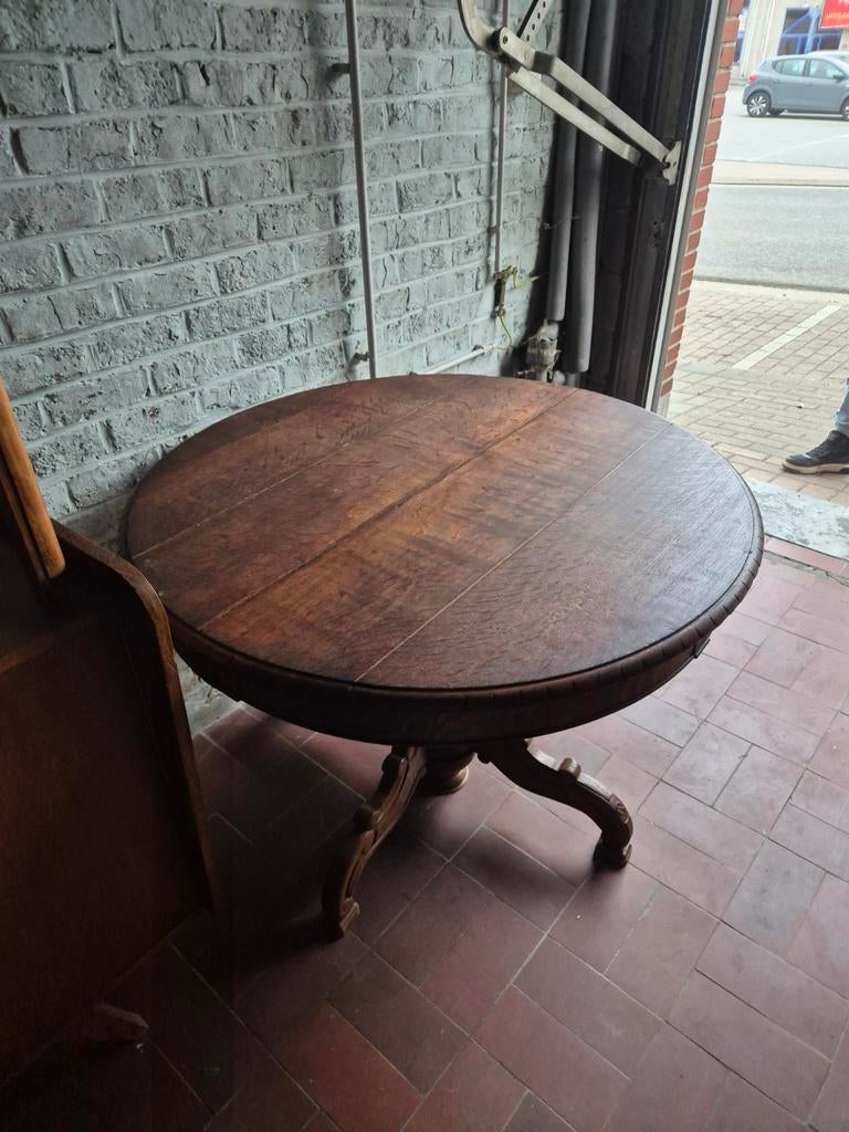 Tafel met 4 bijhorende stoelen, Ophalen