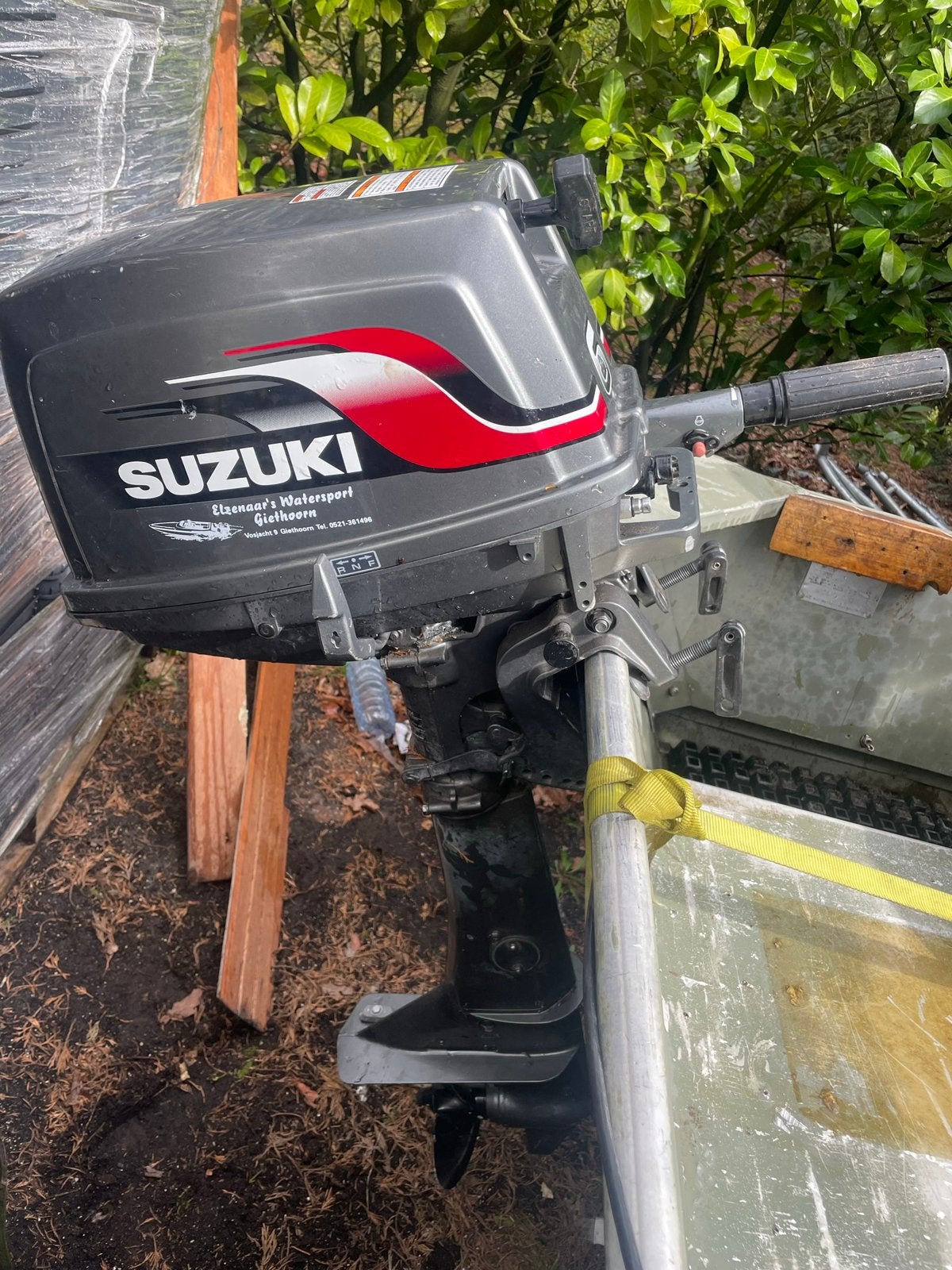 Suzuki buitenboordmotor, Ophalen, Zo goed als nieuw, Buitenboordmotor