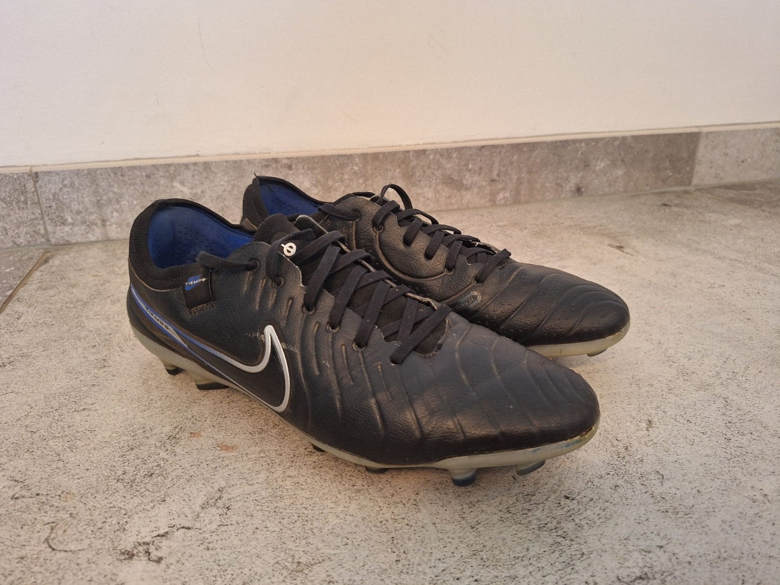 Voetbalschoenen Nike Tiempo 43, Kleding | Heren, Schoenen, Ophalen, Nike, Gedragen, Sportschoenen