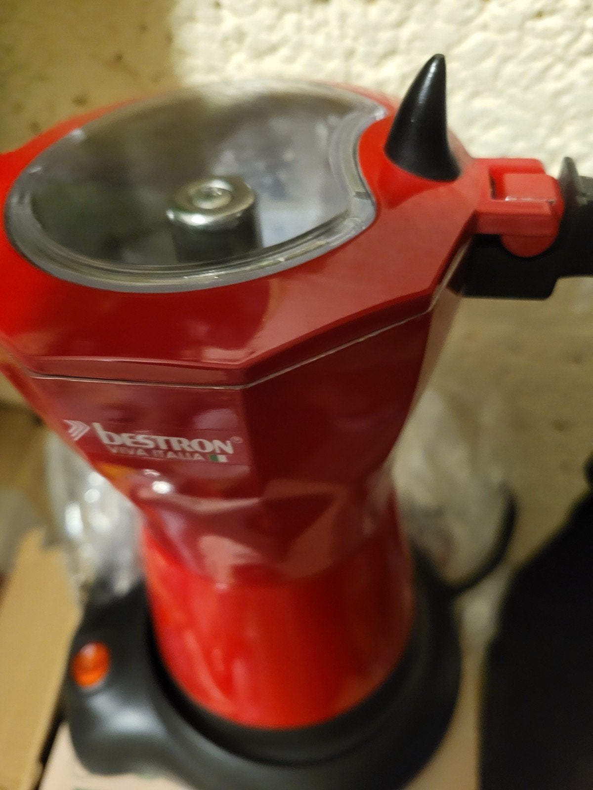 Cafetière électrique, Enlèvement