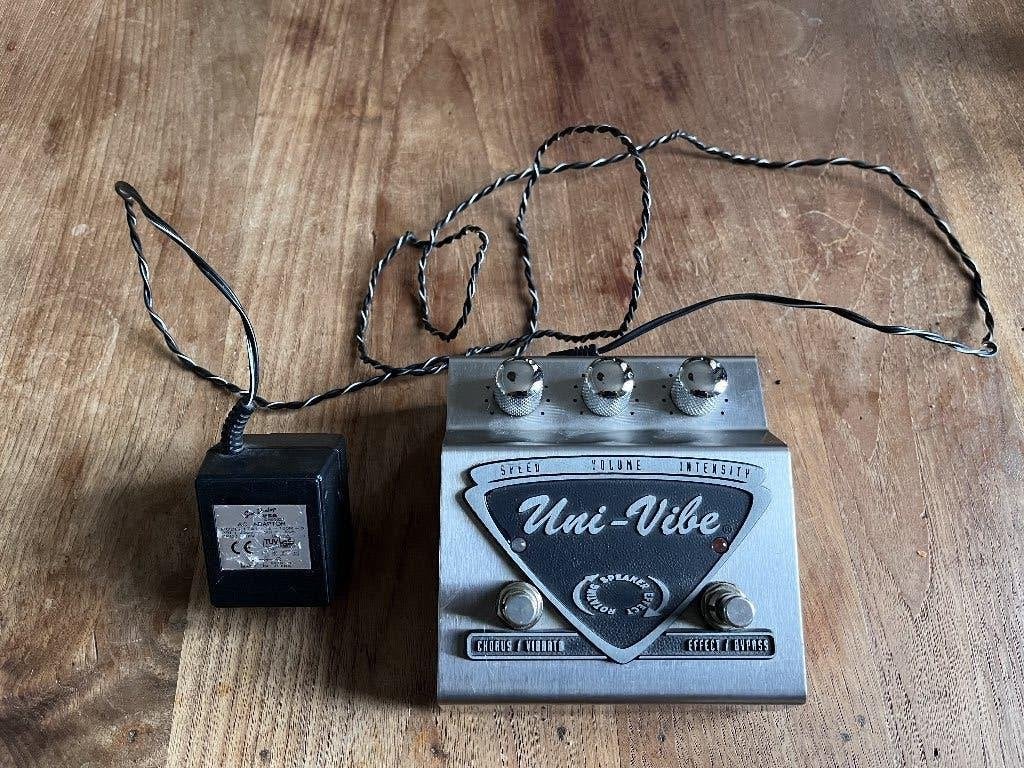 Dunlop Uni-Vibe Chorus/ Vibrato Effectpedaal, Enlèvement ou Envoi, Utilisé, Multi-effet