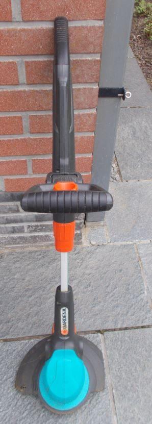 GRASTRIMMER GARDENA 9807, Tuin en Terras, Ophalen, Zo goed als nieuw, Elektrisch, Gardena 9807