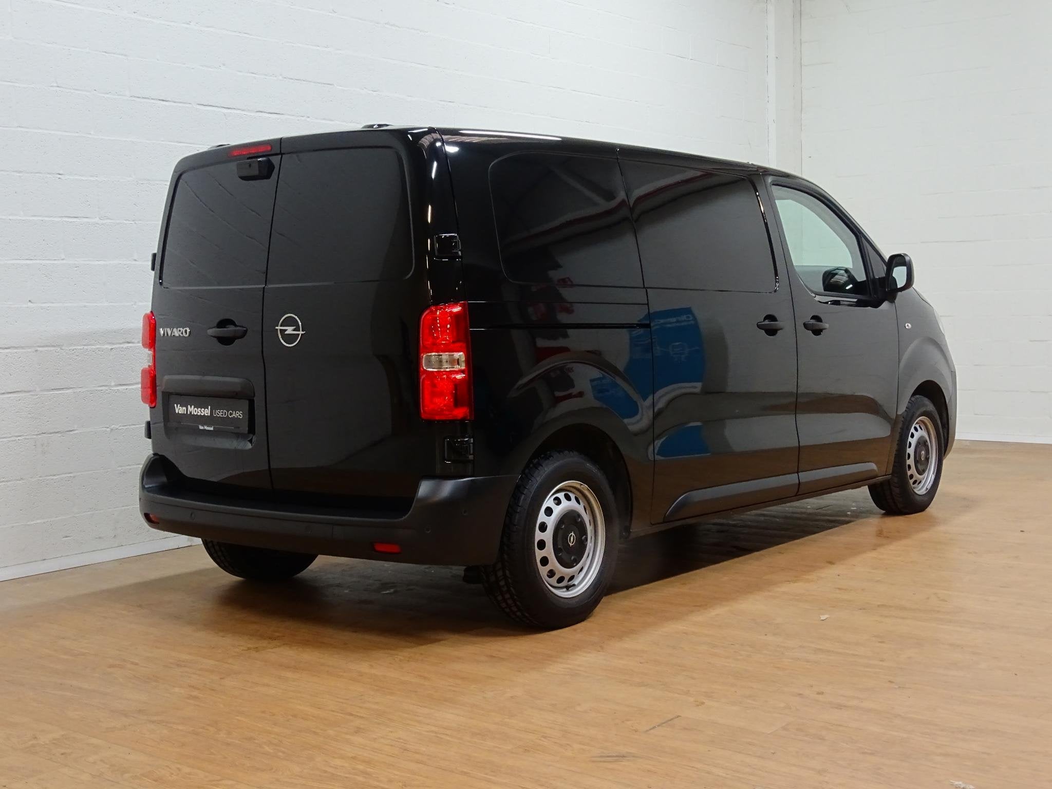 Opel Vivaro 1.5 Turbo D 120 S/S MT6 L2H1, Voorwielaandrijving, 4 deurs, Zwart, 4 cilinders
