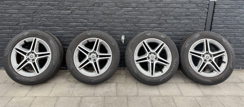 KIT PACK AMG - MERCEDES GLE COUPE 2022 - R20 - 275/50, Autos : Pièces & Accessoires, Pneus hiver, 275 mm, Pneu(s), Enlèvement