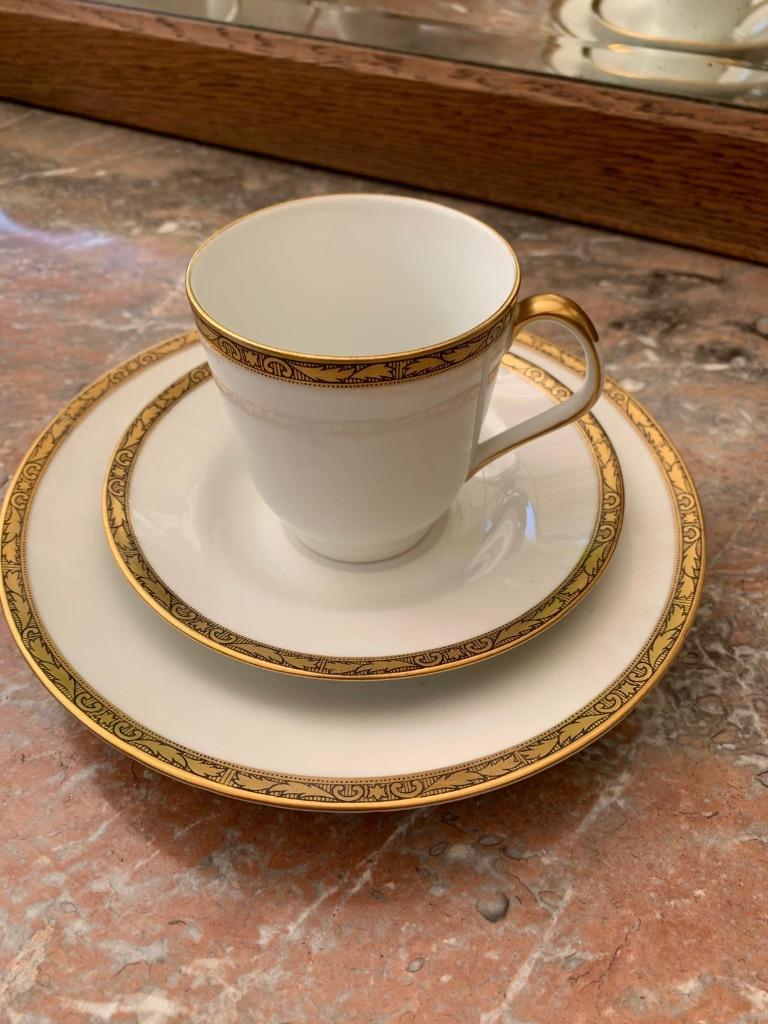 Porseleinen servies, Ophalen