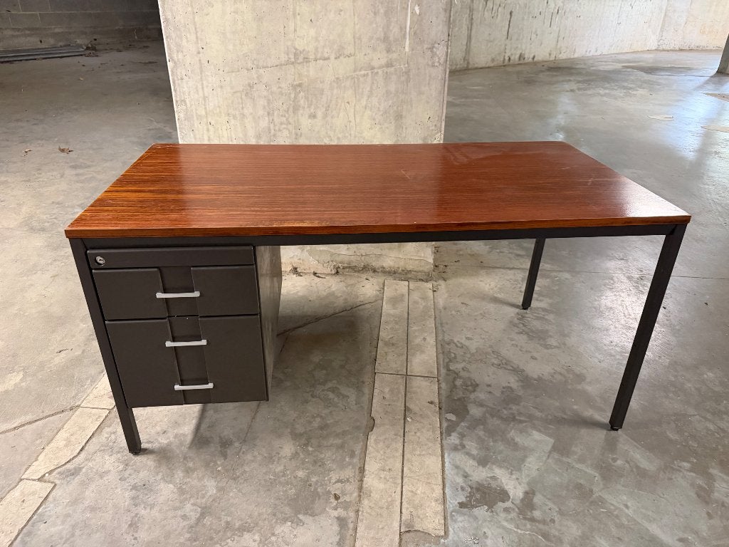 Vintage bureau, Huis en Inrichting, Ophalen, Met lades, Gebruikt, Hout