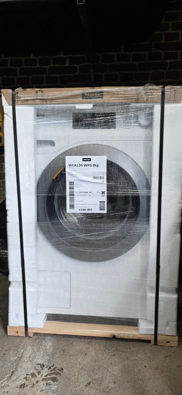 Nieuwe Miele wasmachine WEA135WPS 8kg, Ophalen, Voorlader, 1200 tot 1600 toeren, 6 tot 8 kg