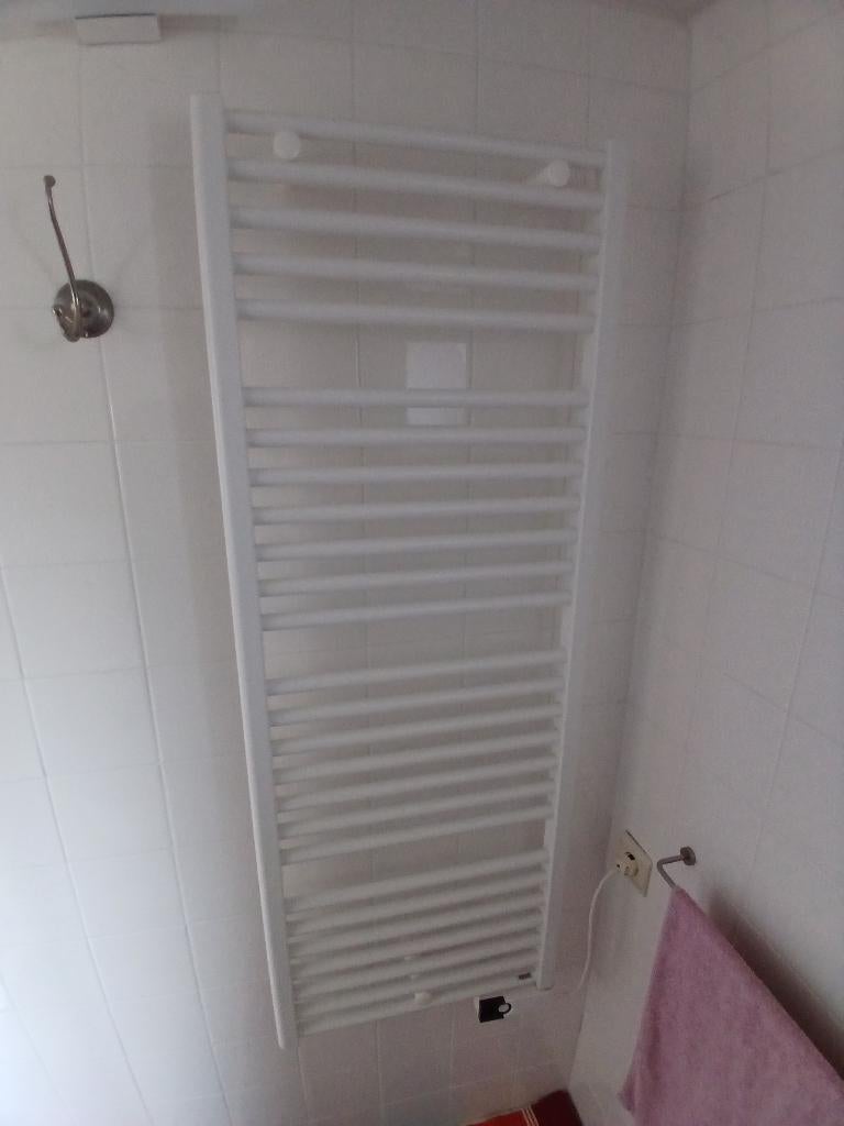 Elektrische badkamer verwarming Vasco, Huis en Inrichting, Ophalen, 100 tot 150 cm, 50 tot 100 cm, Zo goed als nieuw