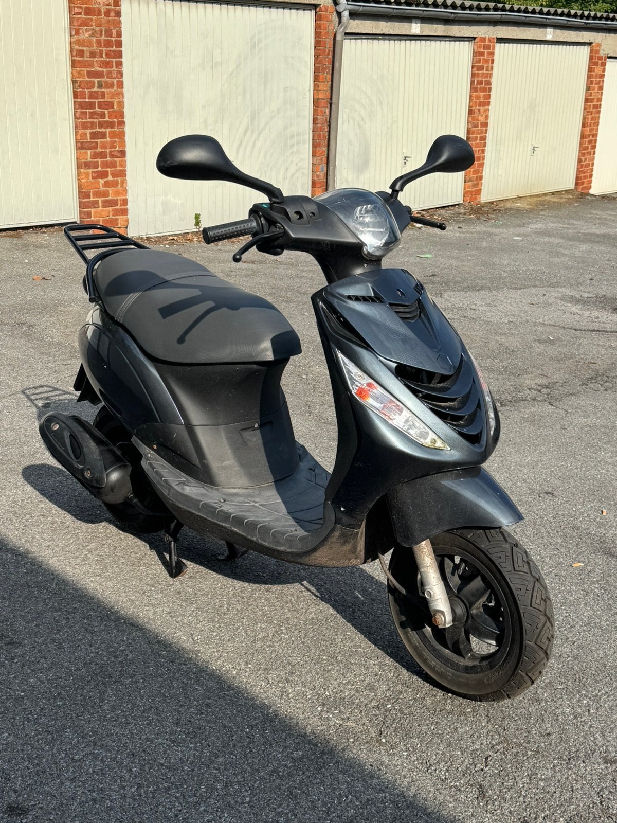 Piaggio Zip A klasse 4T, Fietsen en Brommers, Zip, Klasse A (25 km/u), Zo goed als nieuw, Benzine