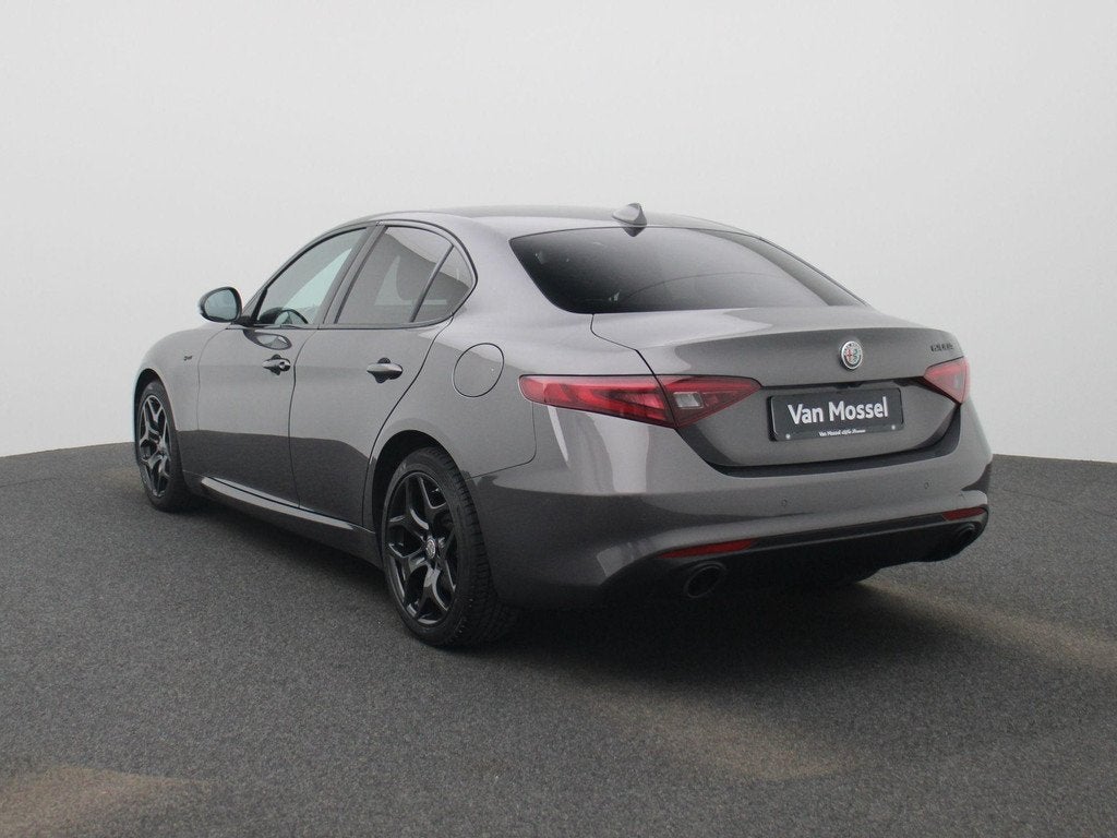 Alfa Romeo Giulia 2.0 TB 200 Sprint AUTO (automatique), Autos, Alfa Romeo, 1429 kg, 4 portes, Entreprise, 1600 kg
