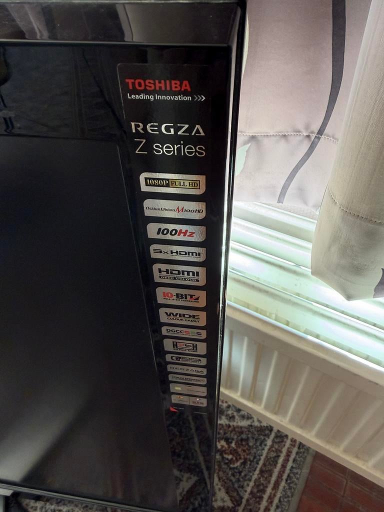Tv grand ecran toshiba, Enlèvement