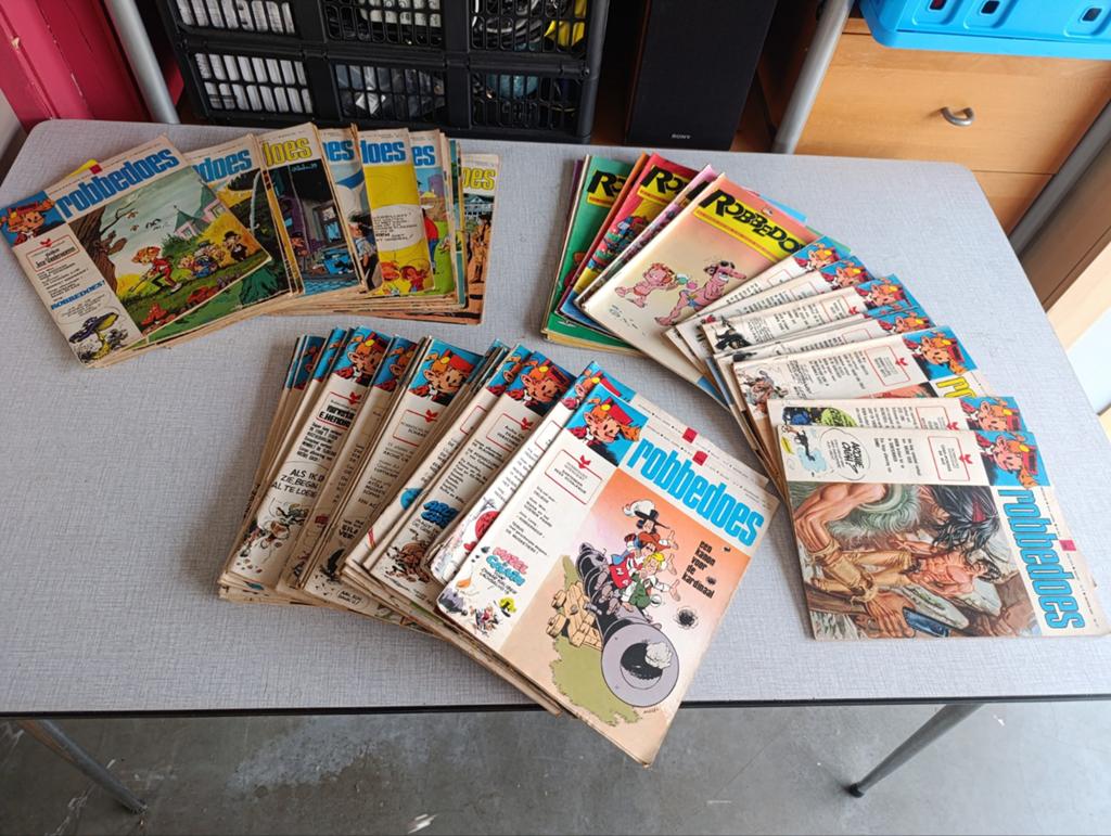 Lot strips Robbedoes weekblad jaren 70, Boeken, Stripverhalen, Ophalen
