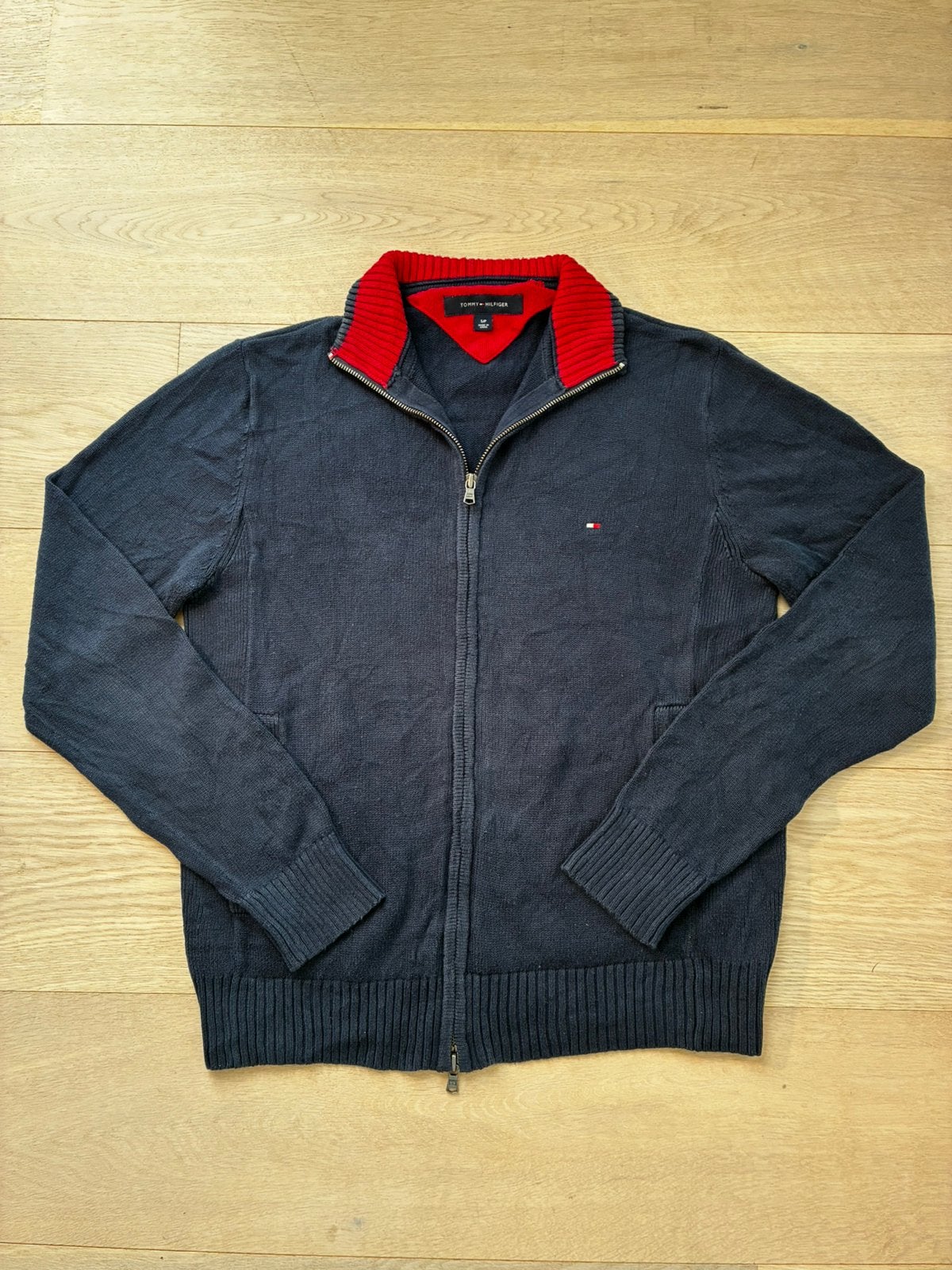 Pull zippé Tommy Hilfiger taille S, rarement porté, Envoi, Comme neuf, Taille 46 (S) ou plus petite, Bleu