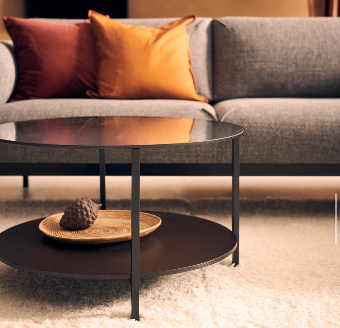 Table basse IKEA VITTSJÖ Verre & métal noir – Très bon état, Maison & Meubles, Enlèvement, Comme neuf, Verre