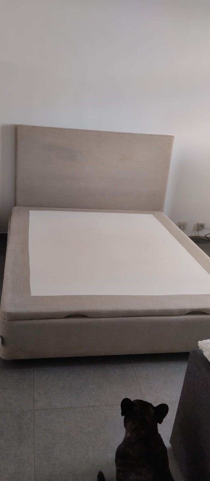 Lit double avec rangement, Beige, Enlèvement, Utilisé, 200 cm