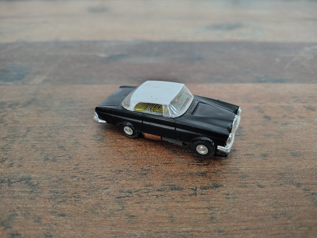 Mercedes 300SE / Faller AMS / Slotcar / Racebaan, Envoi, Circuit
