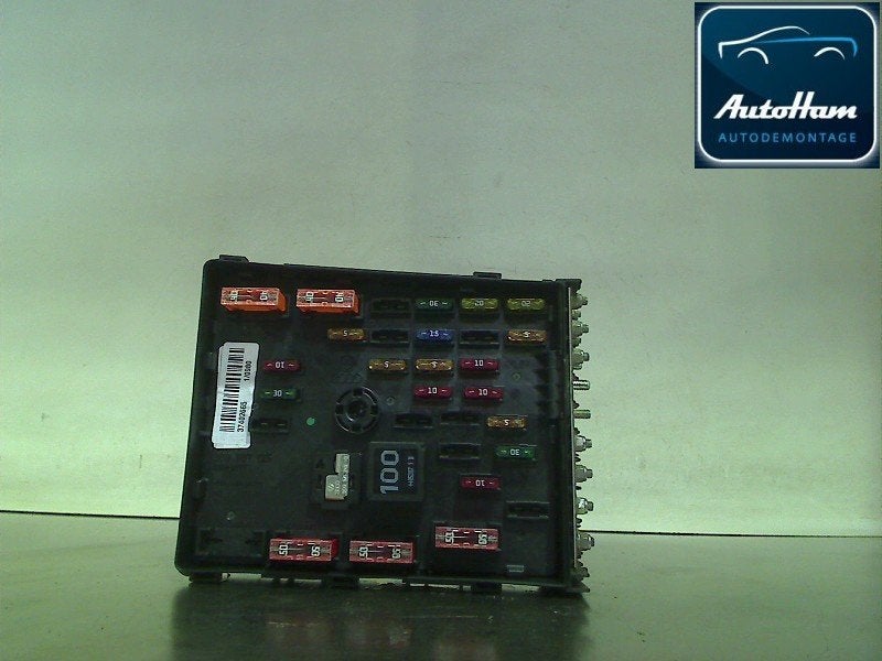 ZEKERINGKAST Volkswagen Passat Variant (3C5) (|3C0937125|), Gebruikt, Volkswagen