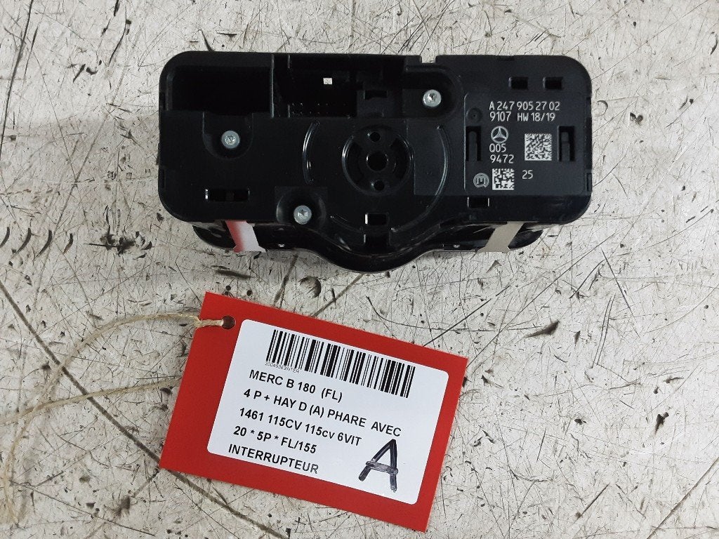 COMMUTATEUR Mercedes-Benz B (W247) (A2479052702), Mercedes-Benz, Mevr. I. Hauben, Utilisé, Rue de l'Espoir 34 34
4030  GRIVEGNÉE, BE