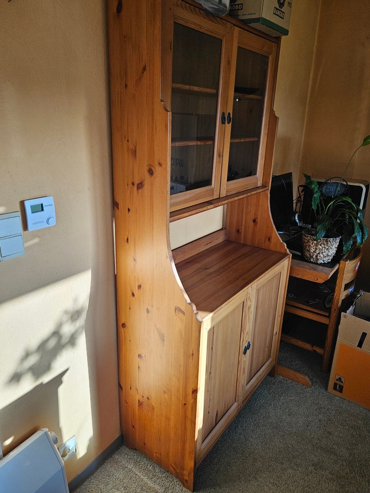 kast, Ophalen, Zo goed als nieuw, Hout
