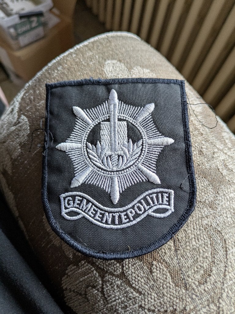 Gemeentepolitie badge, Verzamelen, Militaria | Algemeen, Ophalen of Verzenden, Rijkswacht, Embleem of Badge