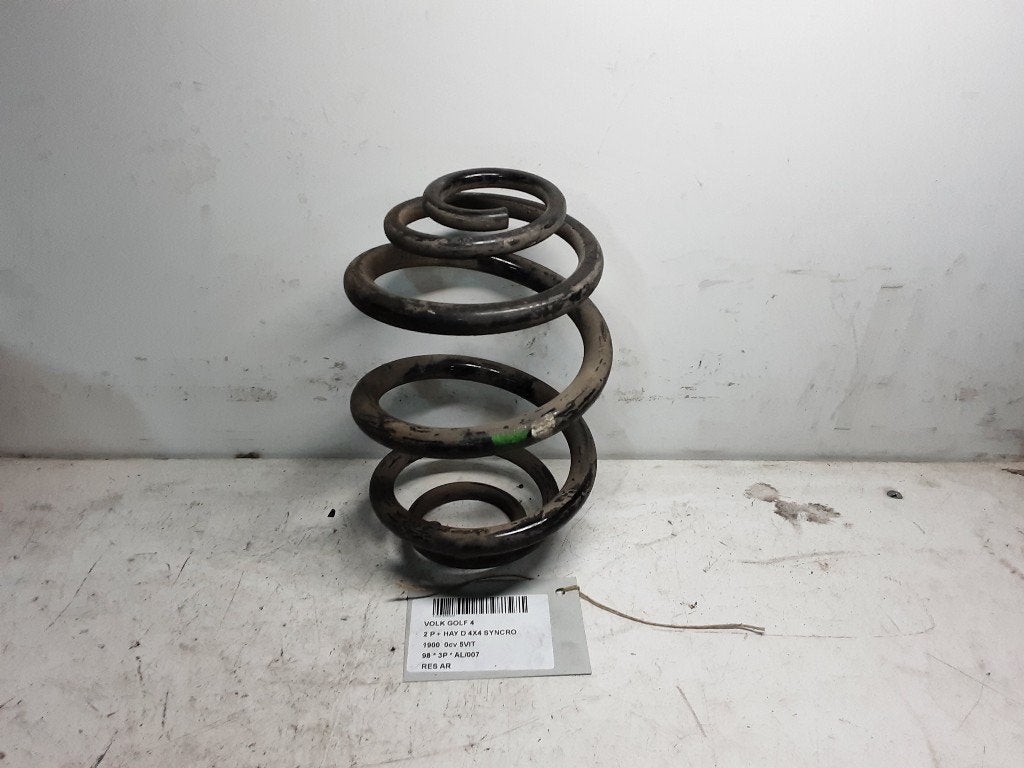 RESSORT DE SUSPENSION ARRIERE Volkswagen Golf IV (1J1), Volkswagen, Mevr. I. Hauben, Utilisé, Rue de l'Espoir 34 34
4030  GRIVEGNÉE, BE