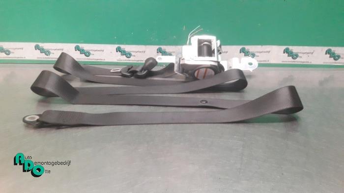 Ceinture de sécurité avant droite d'un Suzuki Wagon R+ (Wa, -, 3 mois de garantie, Utilisé, -