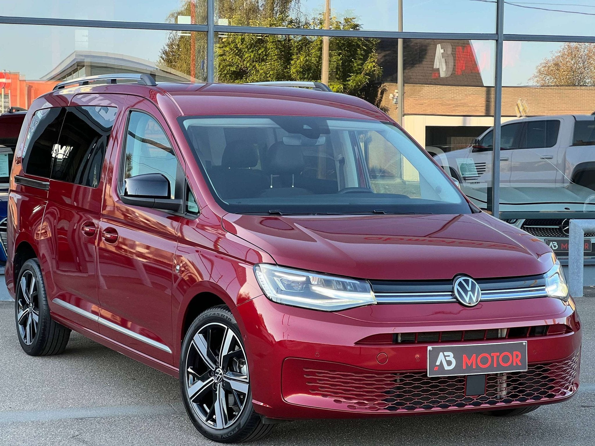 Volkswagen Caddy Maxi 2.0 TDi DSG Highline 7 Places Cuir/Alc, Auto's, 122 pk, Gebruikt, 7 zetels, Bedrijf