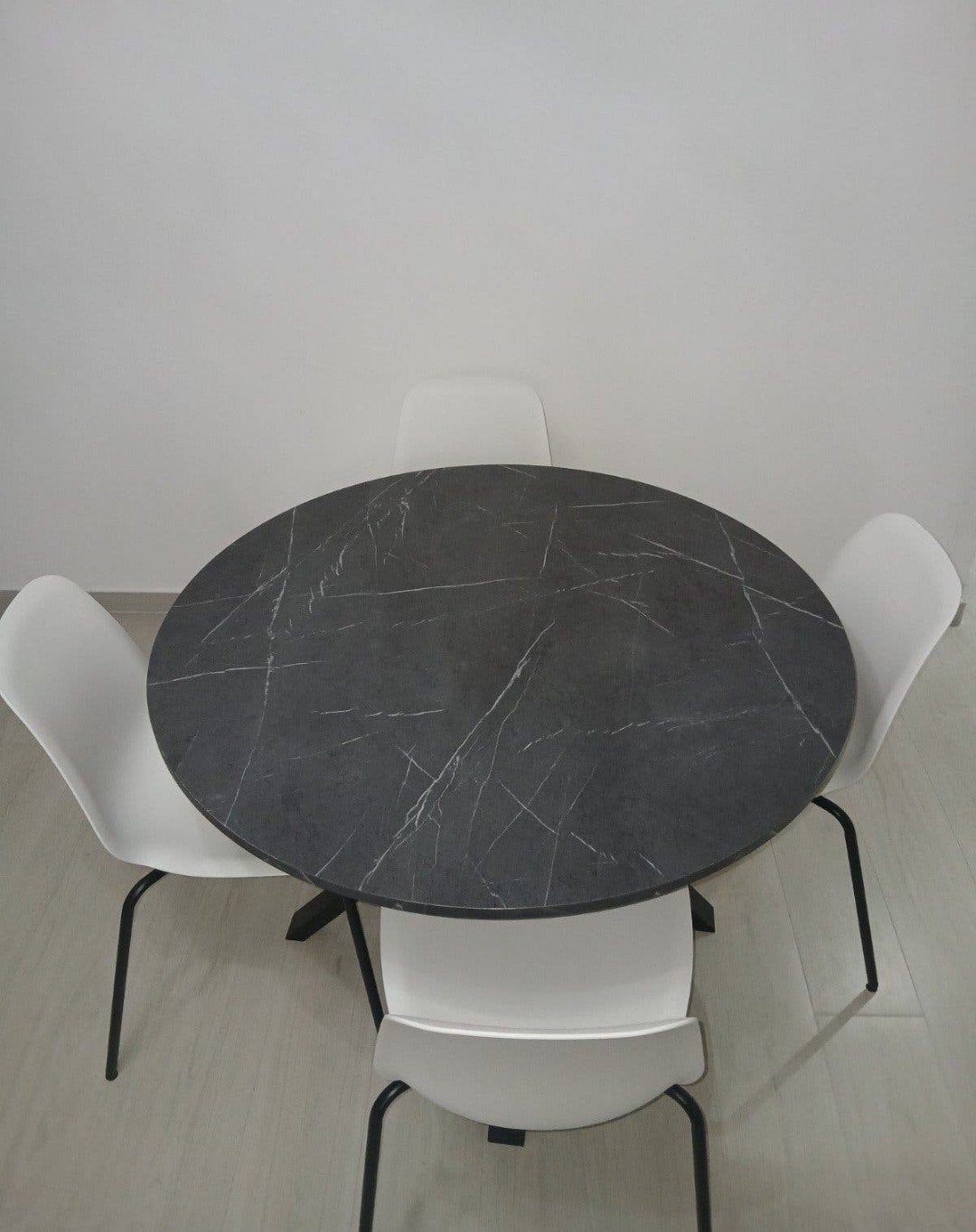 2 maanden oude eettafel + stoelen, Huis en Inrichting, Ophalen