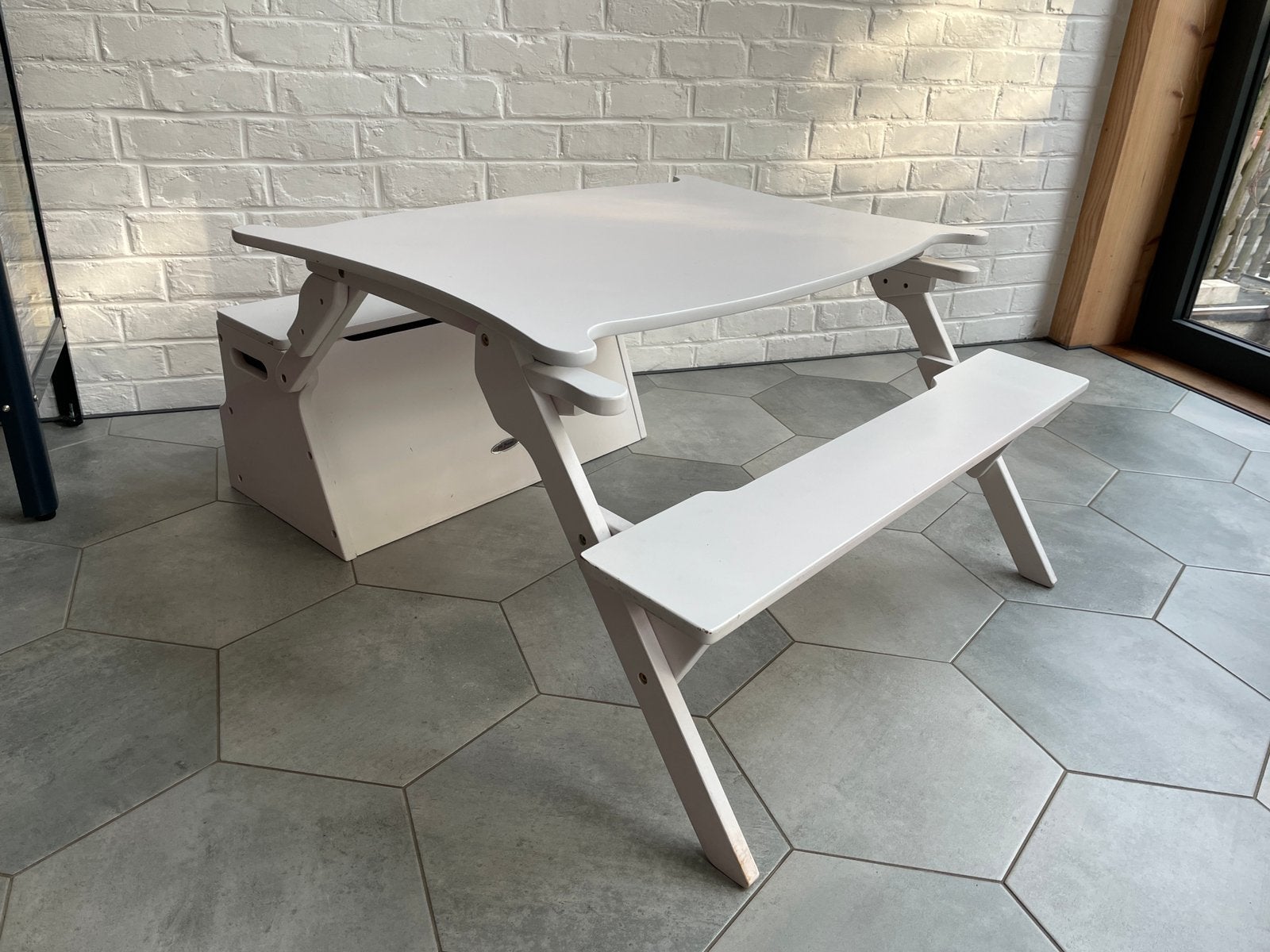 Table enfant convertissable en banc et coffre à jouet, Enlèvement