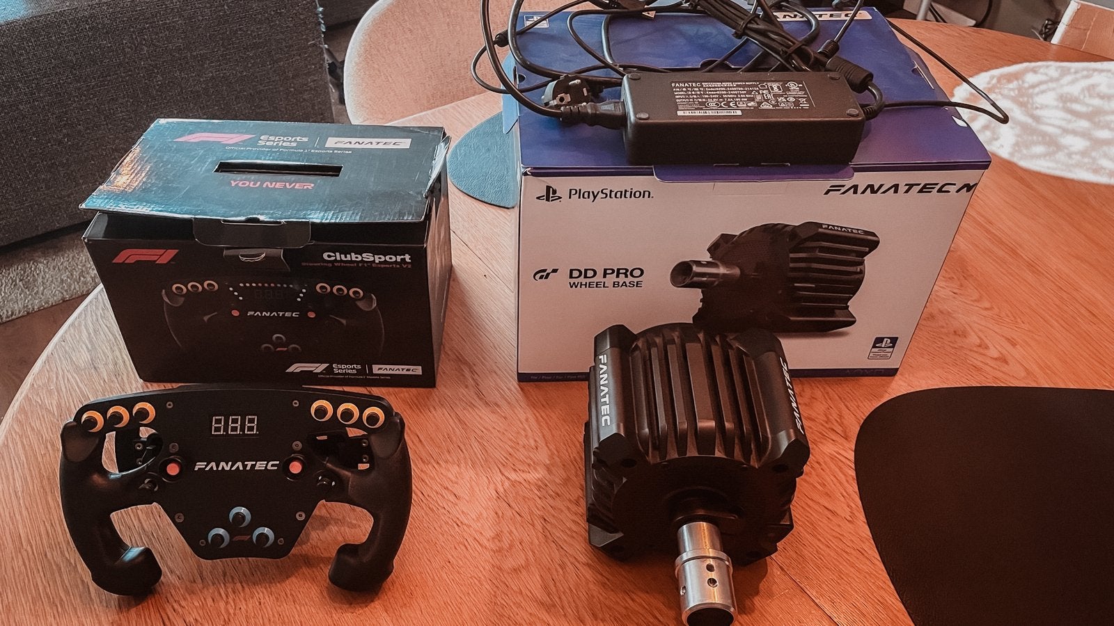 Fanatec bundle (GT DD Pro 8nm + F1 esports v2 wheel), Computers en Software, Joysticks, Ophalen, Gebruikt