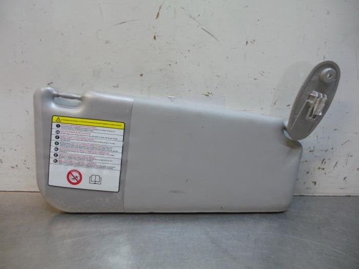 Pare-soleil d'un Fiat Punto Evo, -, Utilisé, Fiat, -