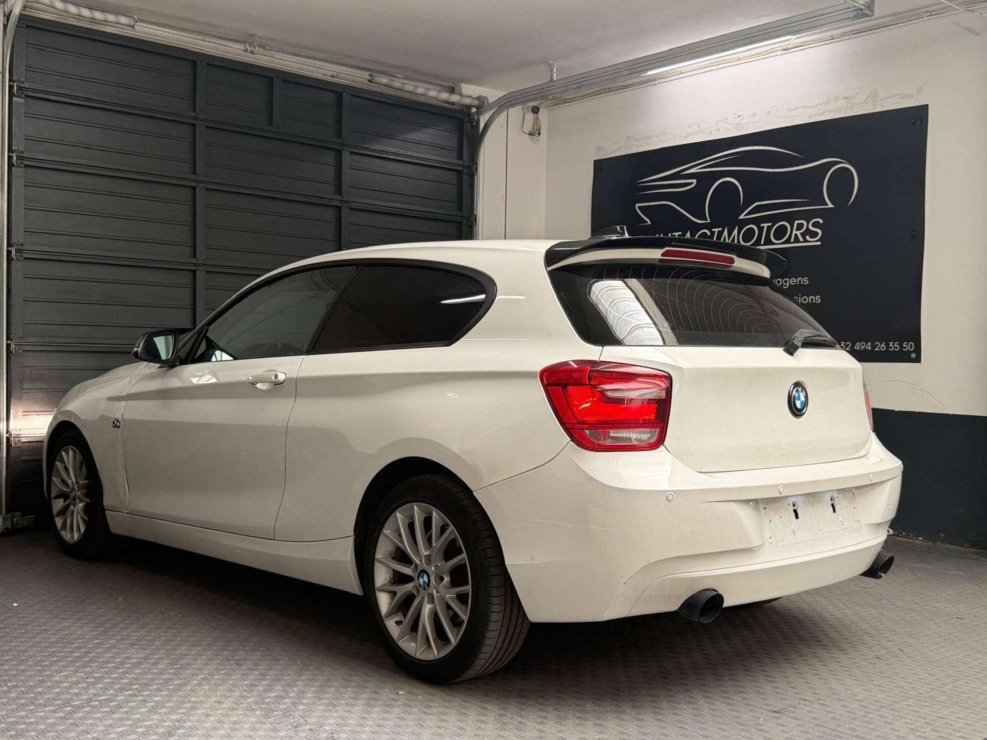 BMW 114 Checkered Flag Sport Exhaust, Autos, BMW, 75 kW, Achat, Entreprise, Boîte manuelle