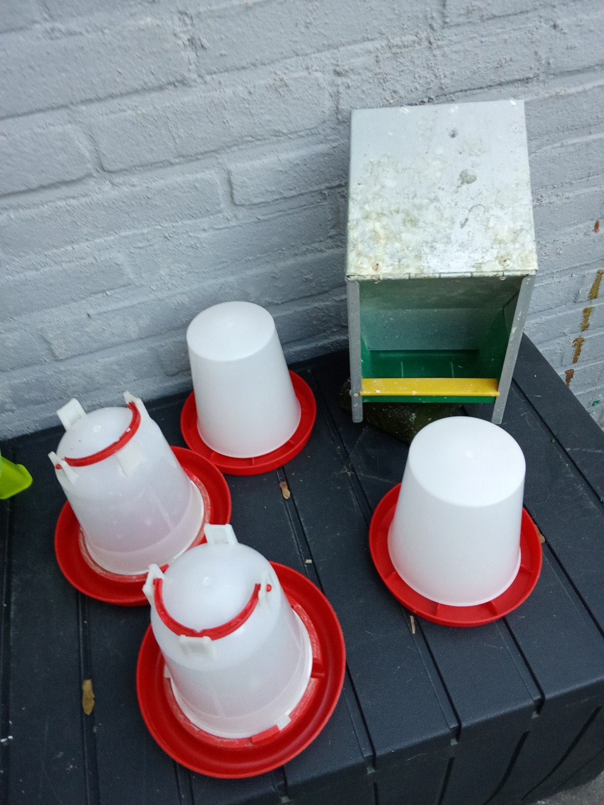 te koop eet bakken en drink bakken, Ophalen