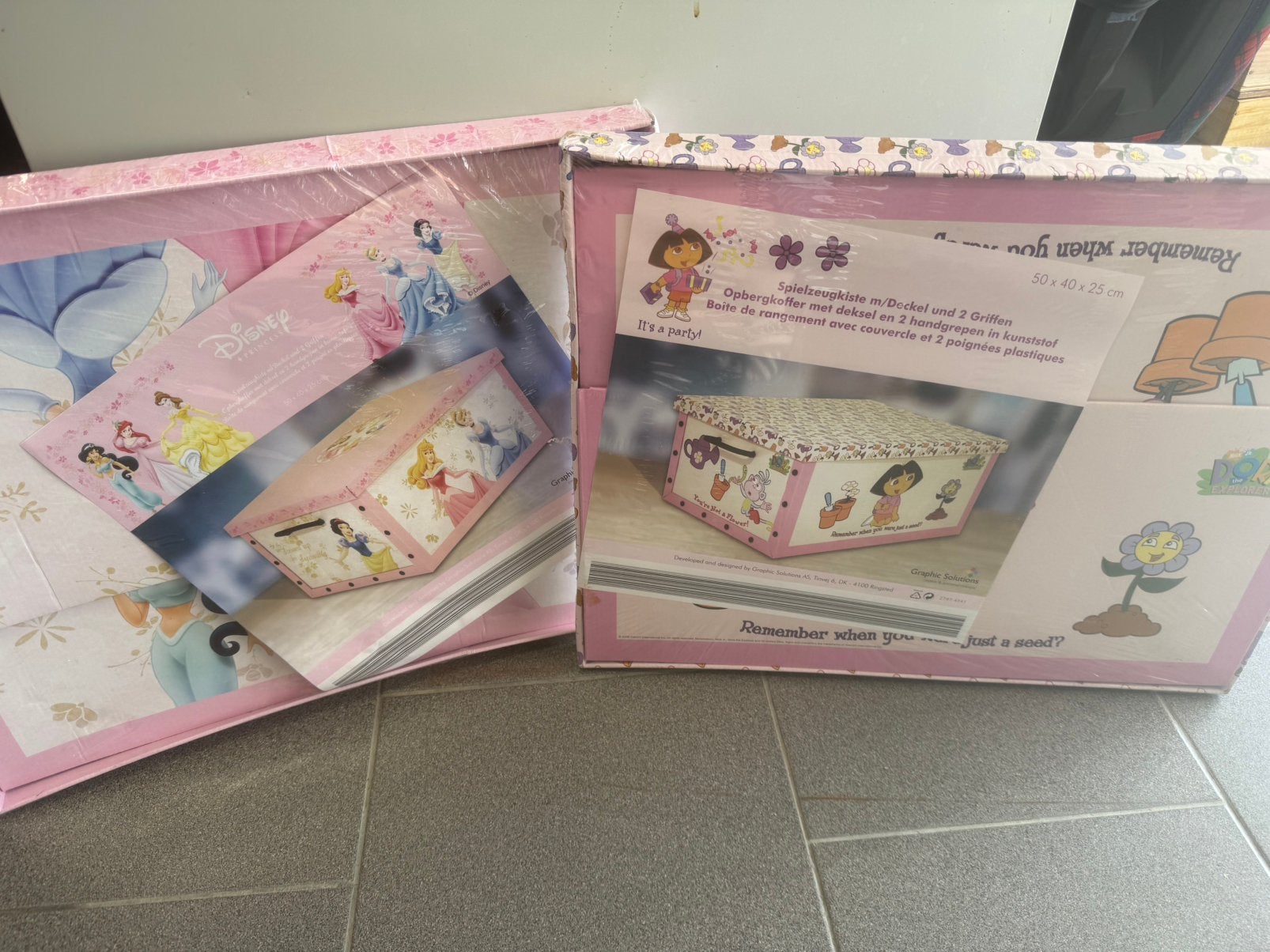Opbergboxen disney, Kinderen en Baby's, Speelgoed | Poppenhuizen, Ophalen of Verzenden, Zo goed als nieuw