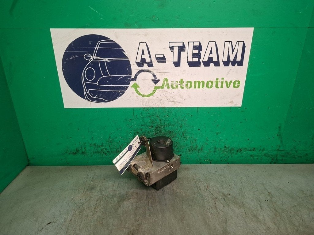 ABS POMP BMW 3 serie Compact (E36 / 5) (|34516756287|), Gebruikt, BMW, Petuelring 130
80809  München, DE, Bayerische Motoren Werke AG