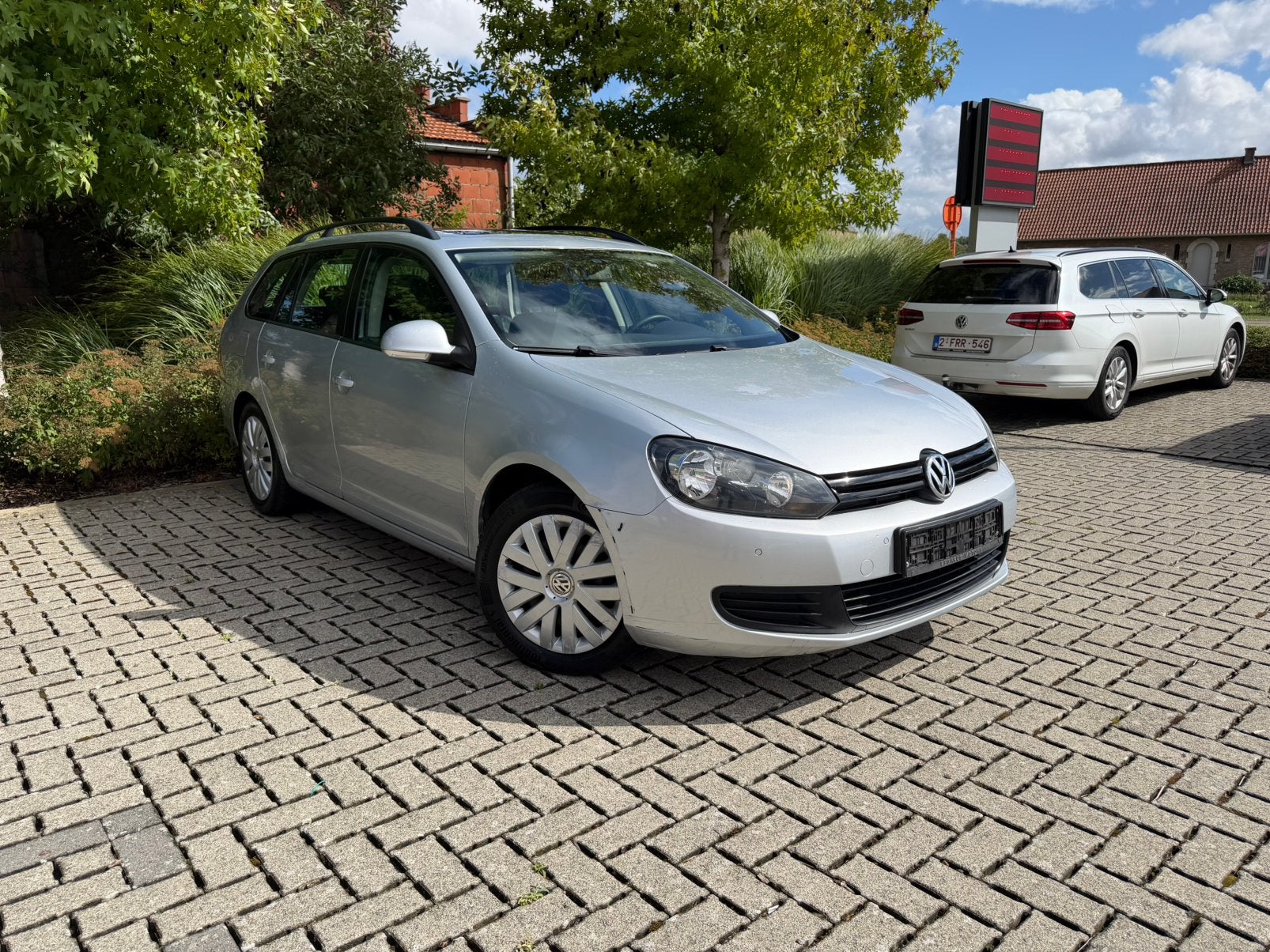 Volkswagen Golf 1.6 - 2011/323.000km/Euro 5 - Manueel, Auto's, Bluetooth, Euro 5, Stof, 1600 cc
