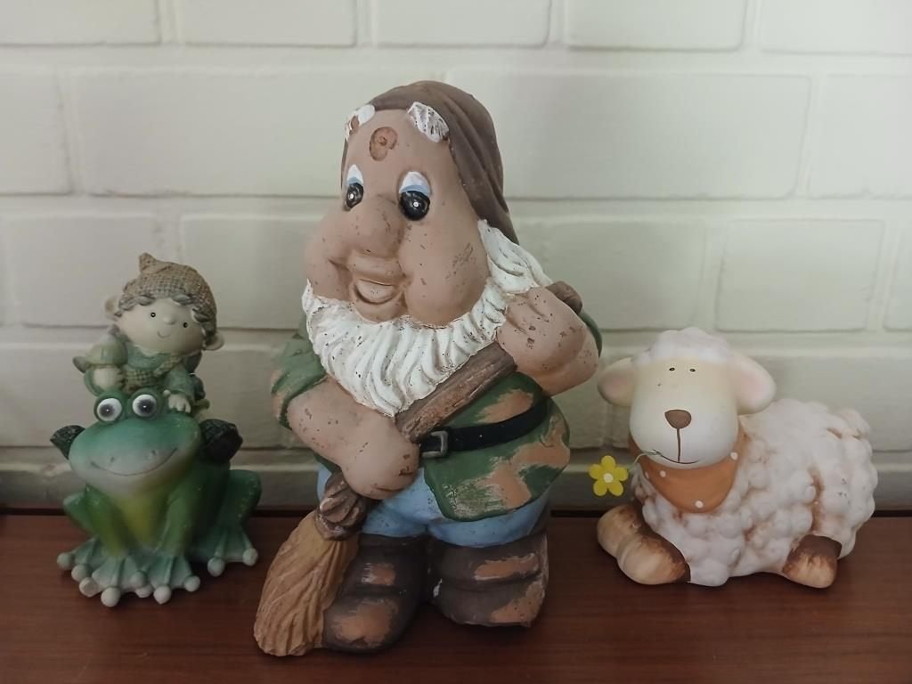 3 schattige tuinfiguren: dwerg kikker schaap, Tuin en Terras, Ophalen, Gebruikt
