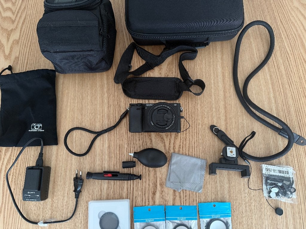 Sony A6400 + E PZ 16-50mm f/3.5-5.6 OSS + accessoires, TV, Hi-fi & Vidéo, Enlèvement, Appareil photo hybride, 24 mégapixels, Sony