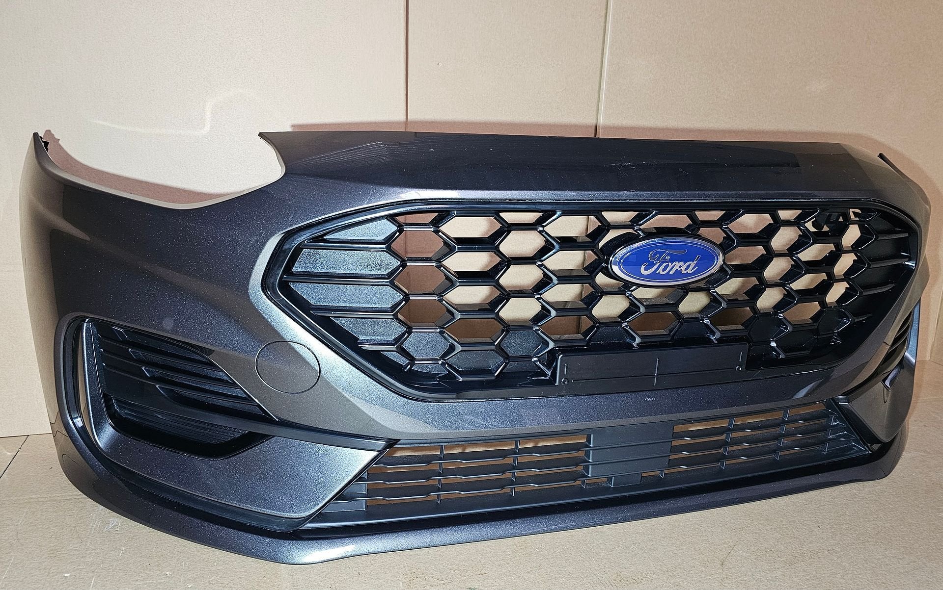 Voorbumper Ford Fiesta MK8 ST LINE FACELIFT bj.2021-2024, Gebruikt, -, Voor, Ophalen of Verzenden