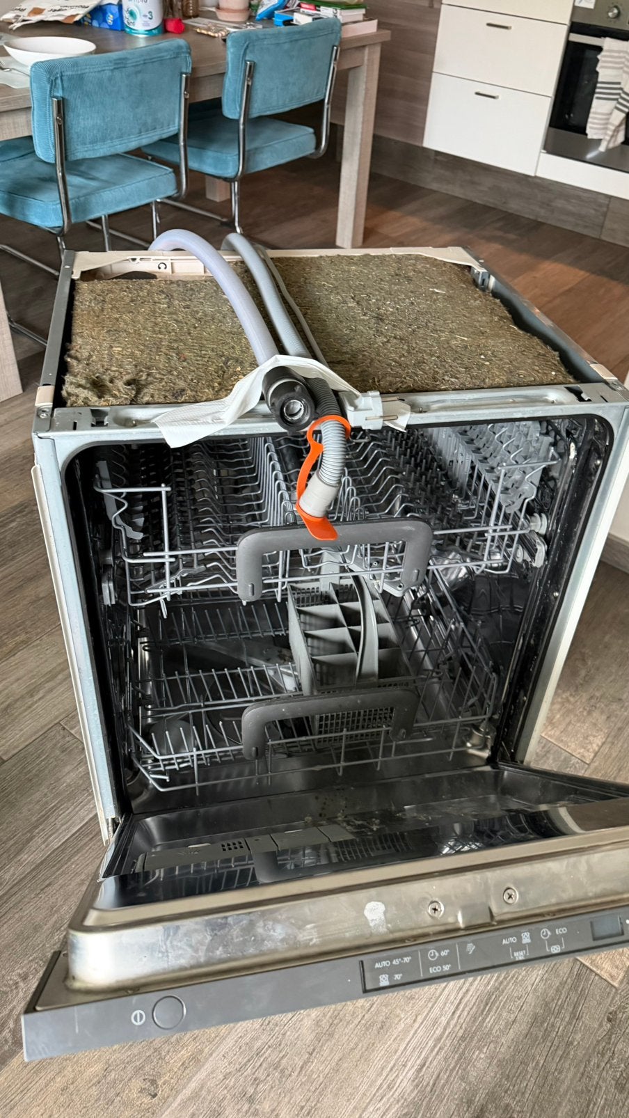 Vaatwasser Ikea uit 2014, Elektronische apparatuur, Vaatwasmachines, Ophalen, Niet werkend, Inbouw, 45 tot 60 cm