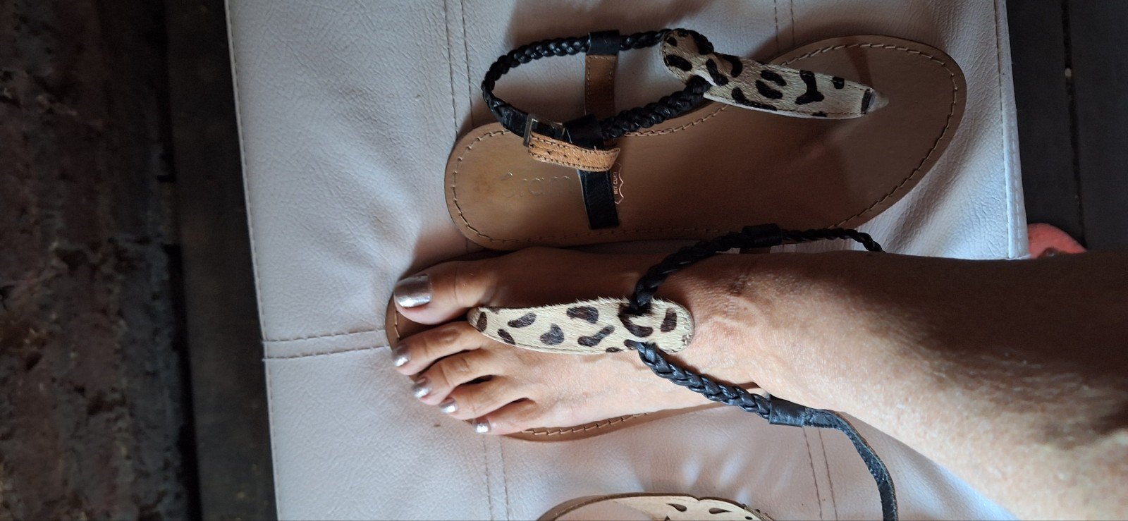 sandales femmes, Ophalen, Gedragen