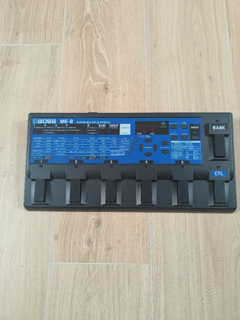 BOSS ME-8, Ophalen, Zo goed als nieuw, Chorus