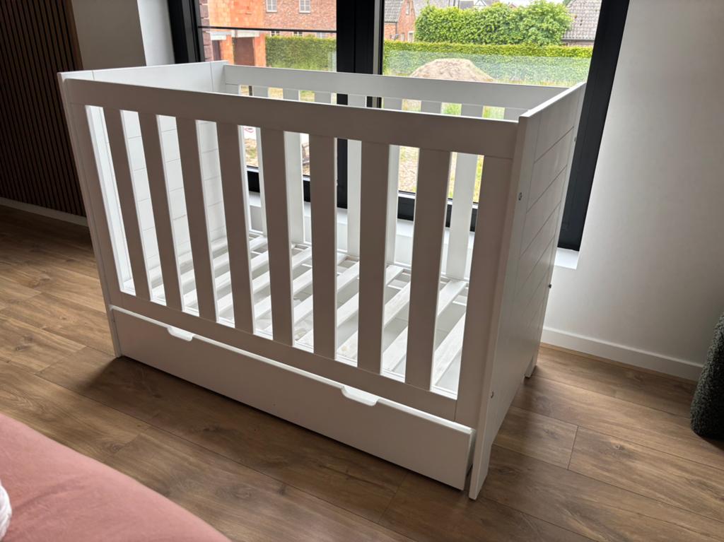 Babybed, Kinderen en Baby's, Babyparken, Ophalen, Zo goed als nieuw