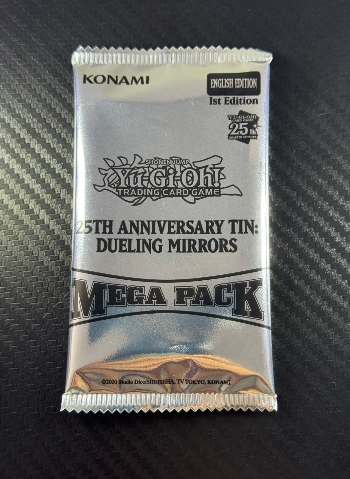 Yu-Gi-Oh! 25th Anniversary Dueling Mirrors | 1st Ed.13 Cards, Ophalen of Verzenden, Zo goed als nieuw, Meerdere kaarten, Foil
