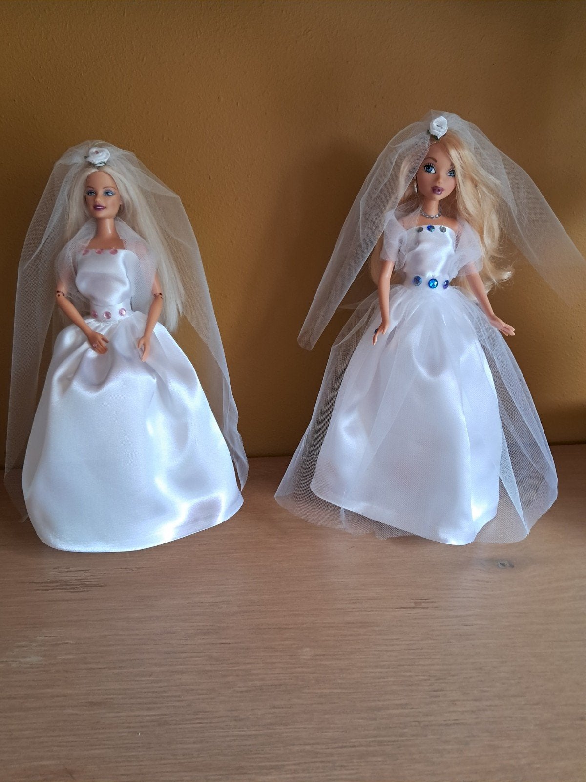 Barbie mariée 10e pièces, Enfants & Bébés, Jouets | Poupées, Enlèvement, Barbie