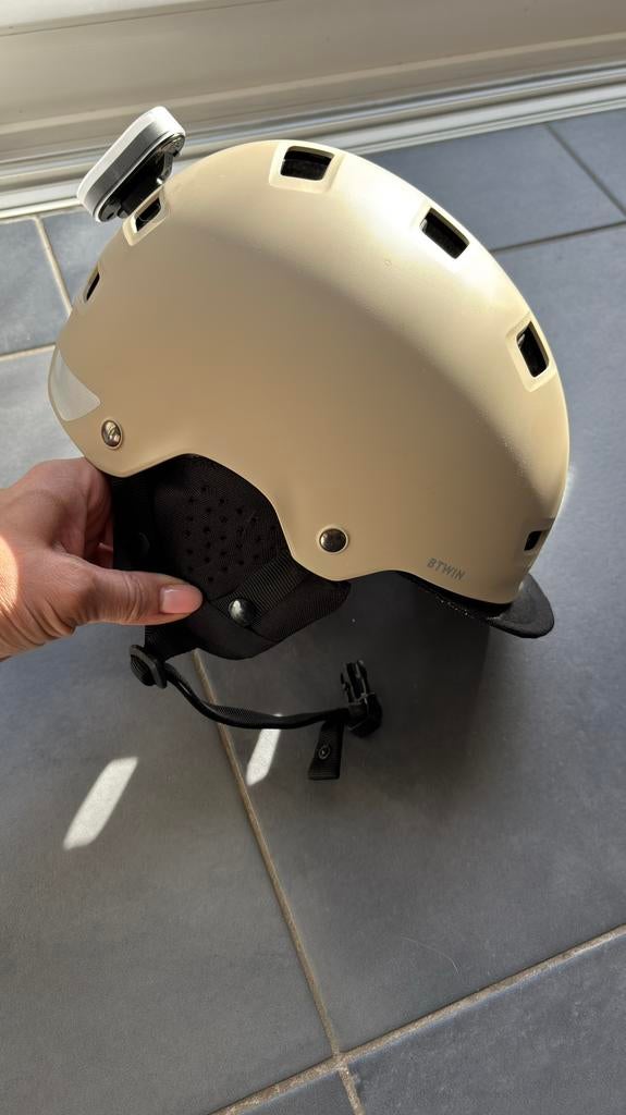 Fietshelm BTWIN Urban 500 beige, Vélos & Vélomoteurs, Accessoires vélo | Casques de vélo, Enlèvement, Neuf, M, Femme