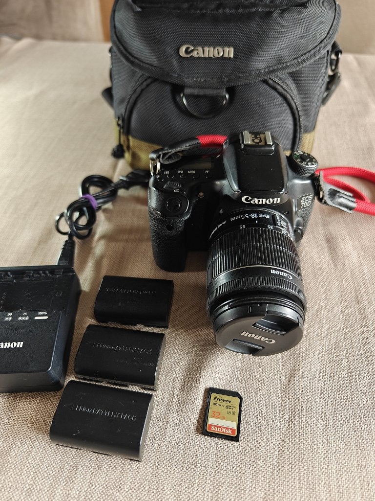 Canon EOS 70D + 18-55 STM + accessoires, Audio, Tv en Foto, Gebruikt, Spiegelreflex, Canon, Oplader