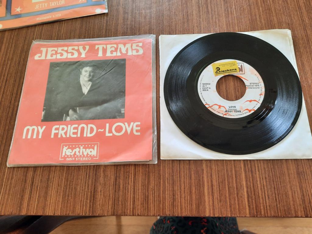 Jessy Tems. Love/My friend-love., Ophalen of Verzenden